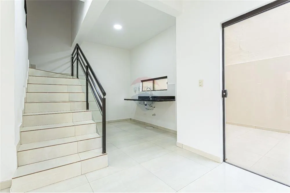 HERMOSO DÚPLEX BARRIO OBRERO — foto 2
