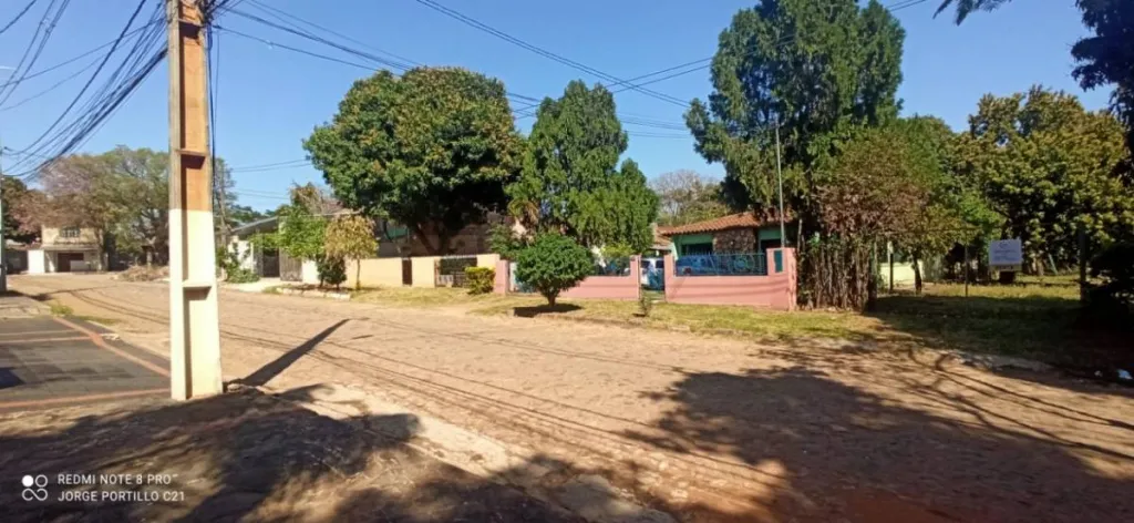Vendo Terreno en el Barrio Valle Apuai II de la ciudad de Lambaré. — foto 3