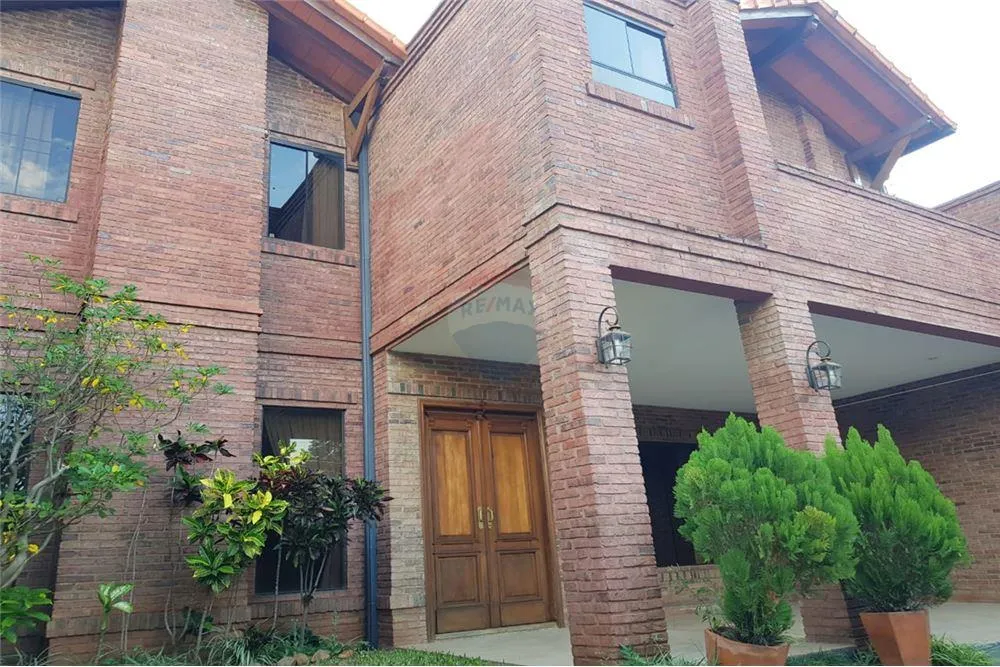 Hermosa residencia en venta- Villa morra — foto 3