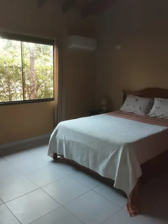VENDO CASA EN SAN BERNARDINO A 2 CUADRAS DE AV NAUMANN — foto 3