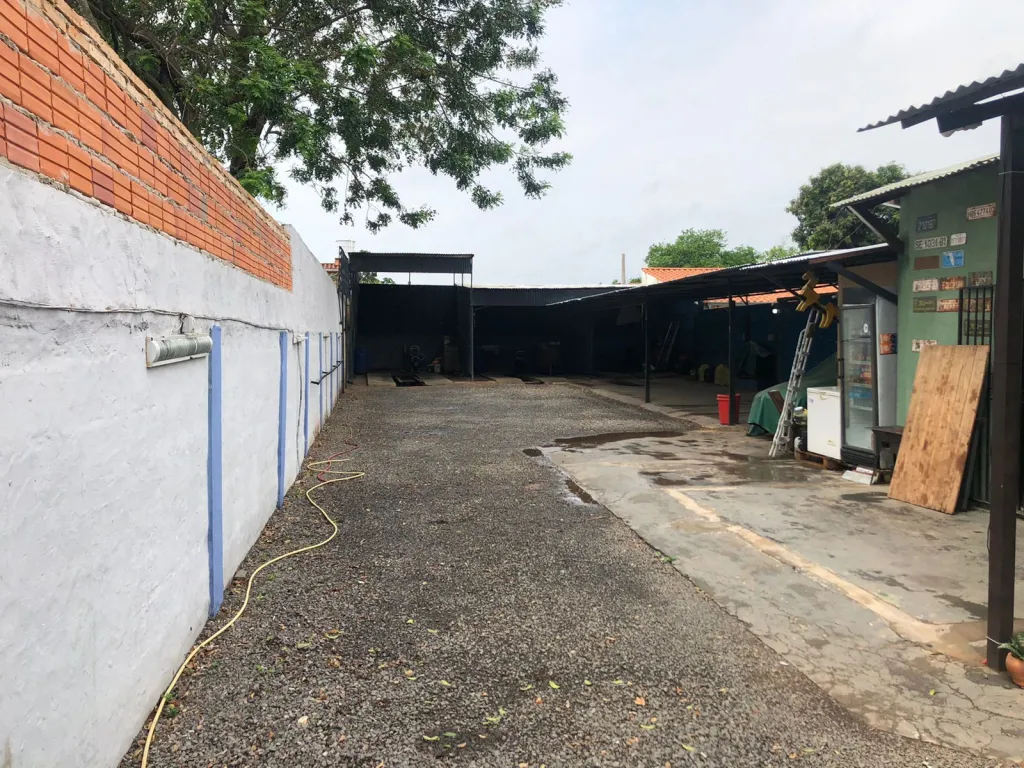 ALQUILO PARA LOCAL COMERCIAL!! EXCELENTE UBICACIÓN… ZONA CUARTO BARRIO LUQUE. — foto 3
