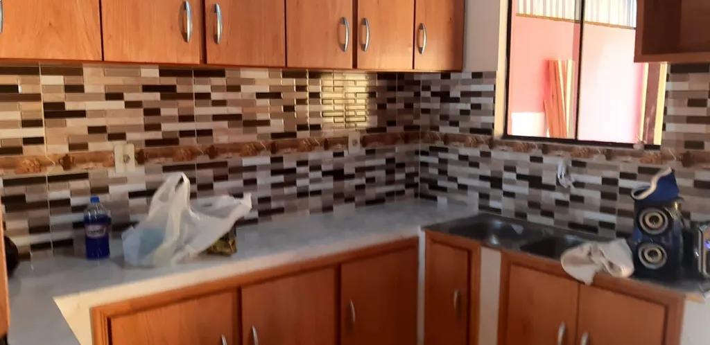 VENDO HERMOSO CHALET A ESTRENAR EN EL CENTRO DE LA CIUDAD DE SAN ANTONIO cod 030 — foto 2