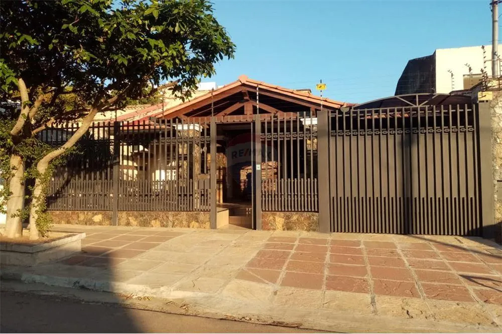 VENDO CASA DE 2 PLANTAS EN BARRIO JARA ASUNCIÓN — foto 2