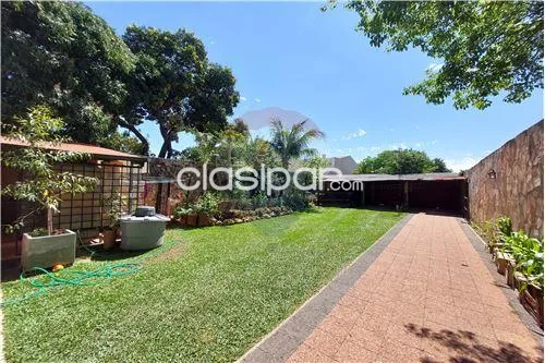 ⭕En venta hermosa Residencia de 3 plantas 📍 Los Laureles, Asunción — foto 3
