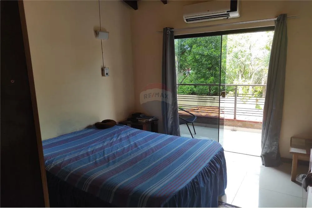 VENDO HERMOSO DUPLEX DE TRES HABITACIONES LAURELTY LUQUE — foto 2