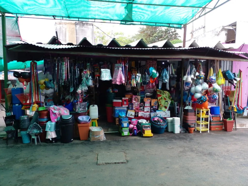 Salón Comercial — foto 2