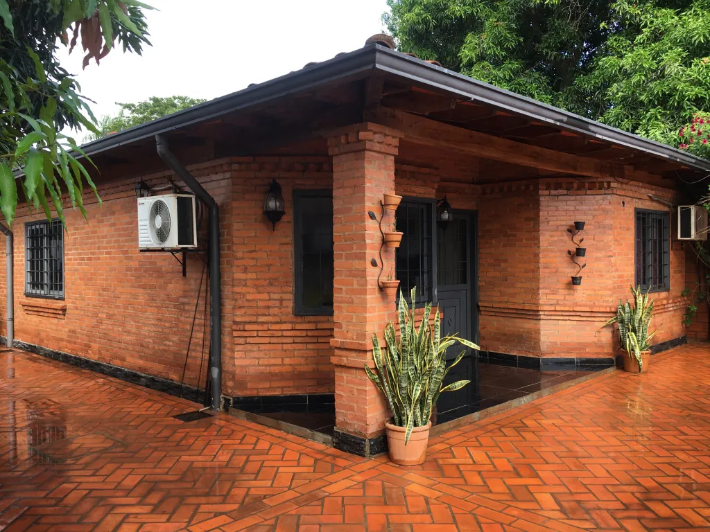 Remató casa en Lambare — foto 3