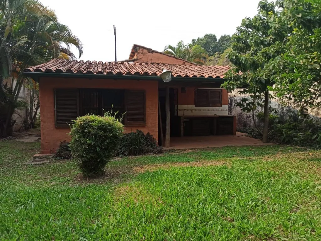 VENDO TERRENO CON CASA A DEMOLER. ZONA VIADUCTO DE MARISCAL LOPEZ Y MADAME LYNCH — foto 3
