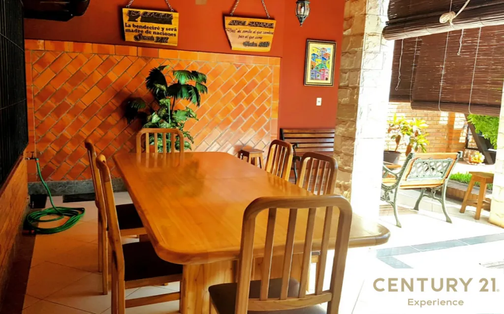 Hermosa Casa en Venta en Palma Loma — foto 3