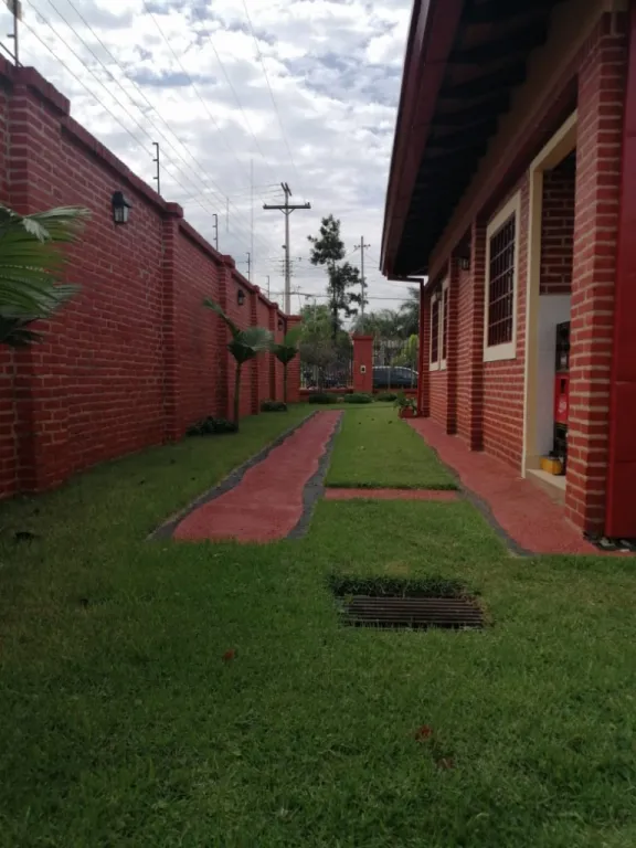 VENDO CASA EN ITAUGUA ZONA BARRIO SAN JUAN 1 COD 3998 — foto 2