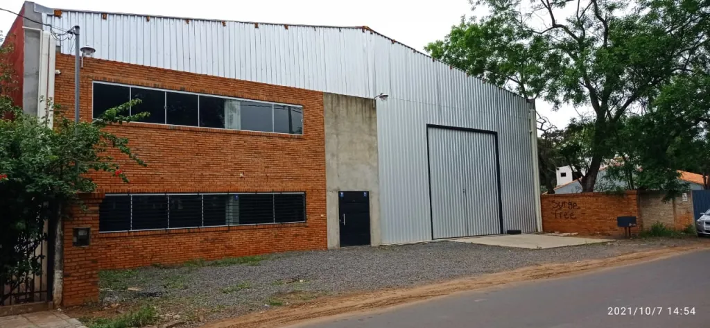MR ALONSO S AVDA. ASFALTADA: 720 M2 – DEPOSITO + OFICINAS (A ESTRENAR) – 280.000 USD. — foto 2