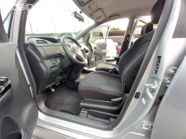 Toyota Ractis 2008 — foto 8
