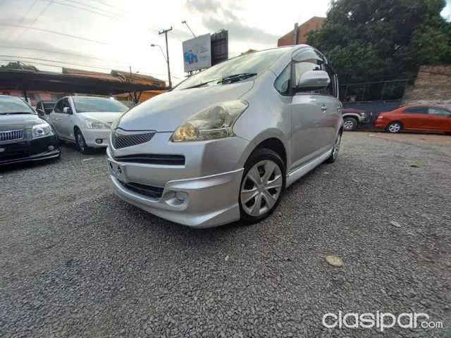 Toyota Ractis 2008 - foto 2