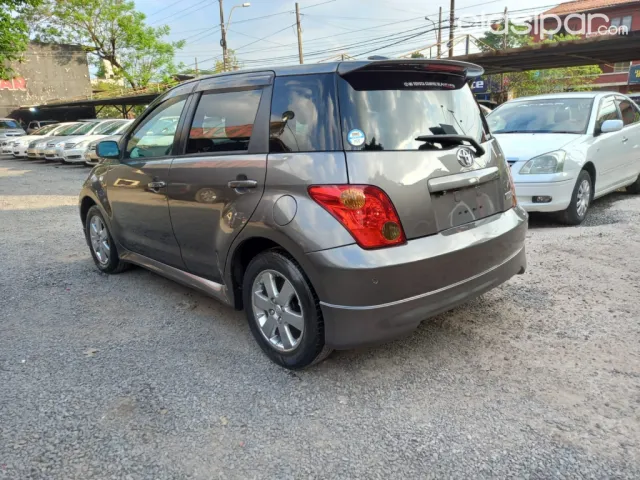 Toyota Ist 2004 — foto 6