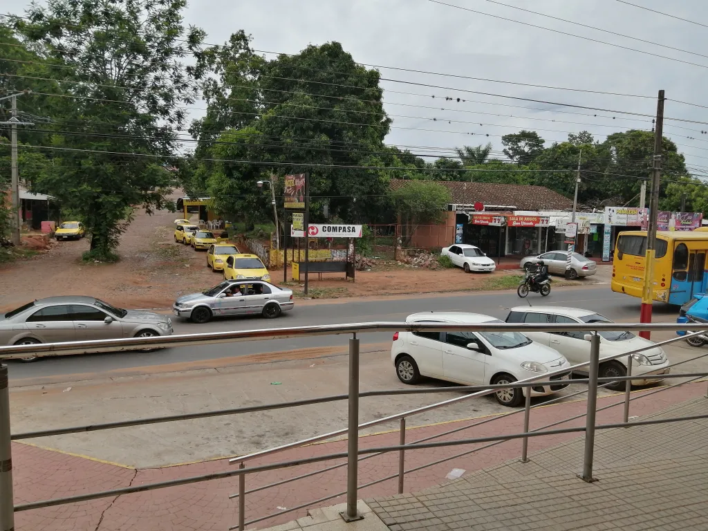 TERRENO ESQUINA FRENTE SUPERMERCADO LUISITO ÑEMBY — foto 2