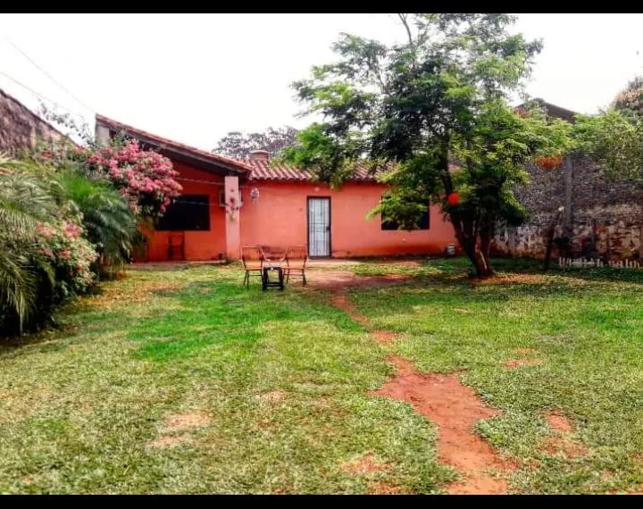 VENDO CASA EN ISLA BOGADO - LUQUE A 30 M. DE ASFALTO — foto 2