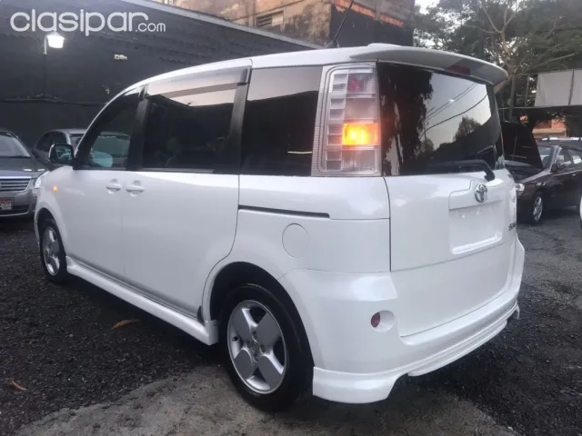 Toyota Sienta 2004 — foto 5