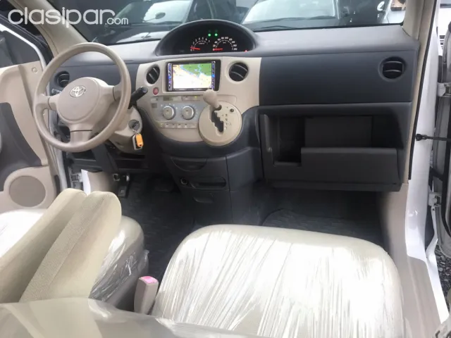 Toyota Sienta 2004 - foto 8