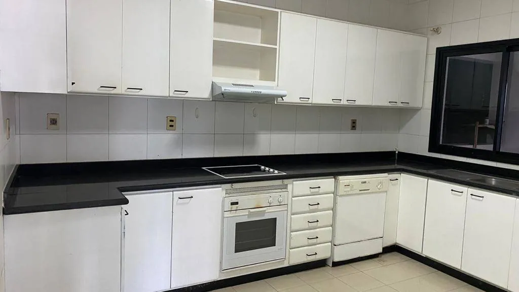 HERMOSO PENTHOUSE EN EDIFICIO DE 3 PISOS EN BARRIO MANORA — foto 3