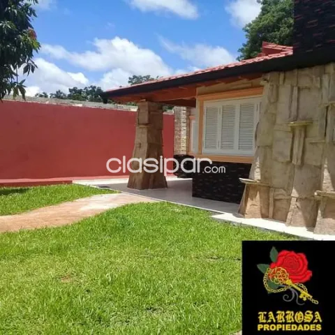 VENDO HERMOSA CASA EN LA CIUDAD DE AREGUA ZONA DE LA GOBERNACIÓN COD 038 — foto 2