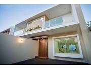 VENDO DUPLEX A ESTRENAR ZONA FERNANDO DE LA MORA COD 4008