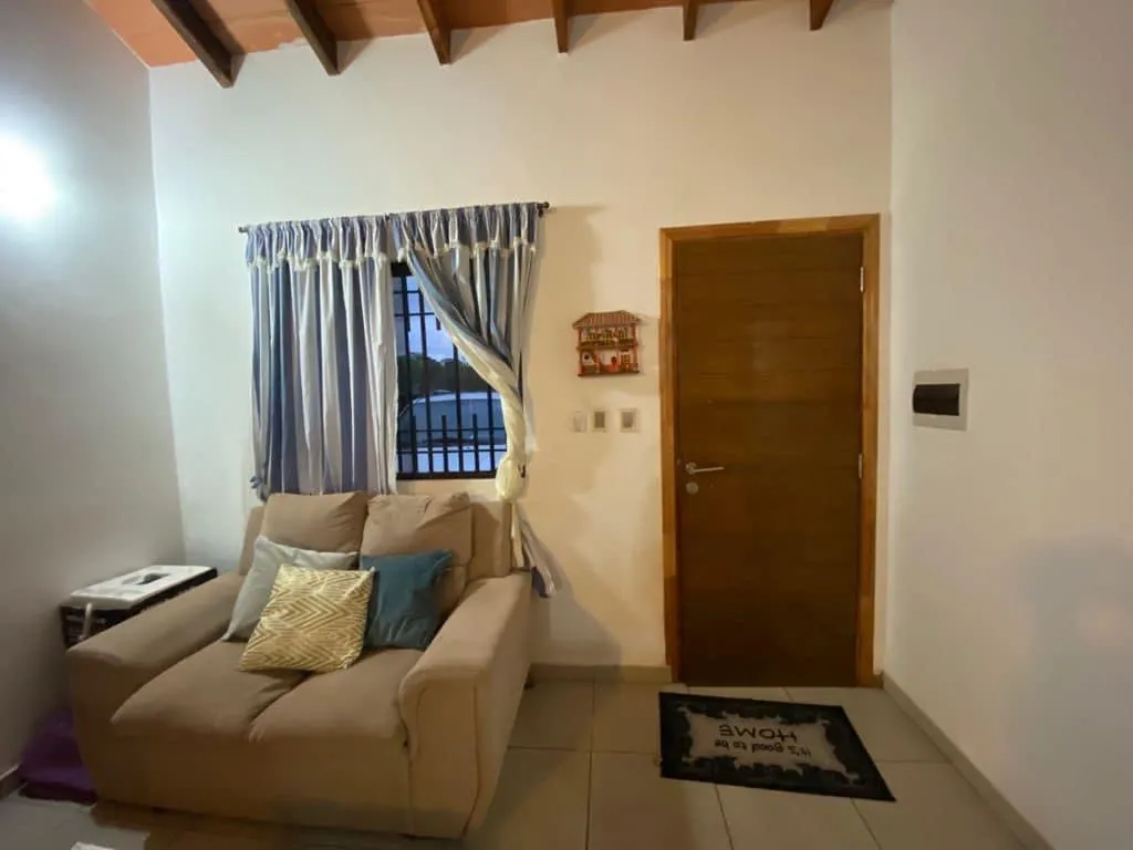 VENDEMOS HERMOSA CASA A ESTRENAR EN CAPIATA - RUTA 2!! — foto 3