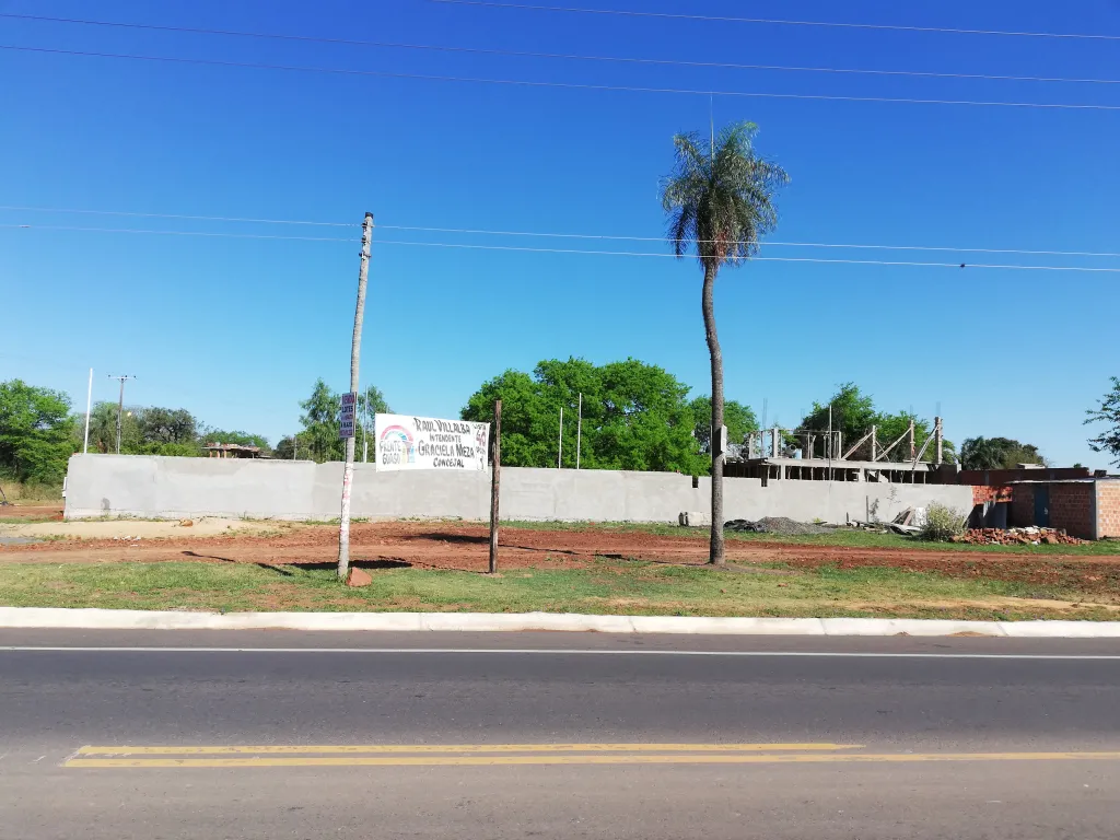 ¡IMPONENTE! 1.000 M2 DE TERRENO EN ESQUINA, FRENTE A NUEVA RUTA ASFALTADA A VILLETA, YPANÉ — foto 3