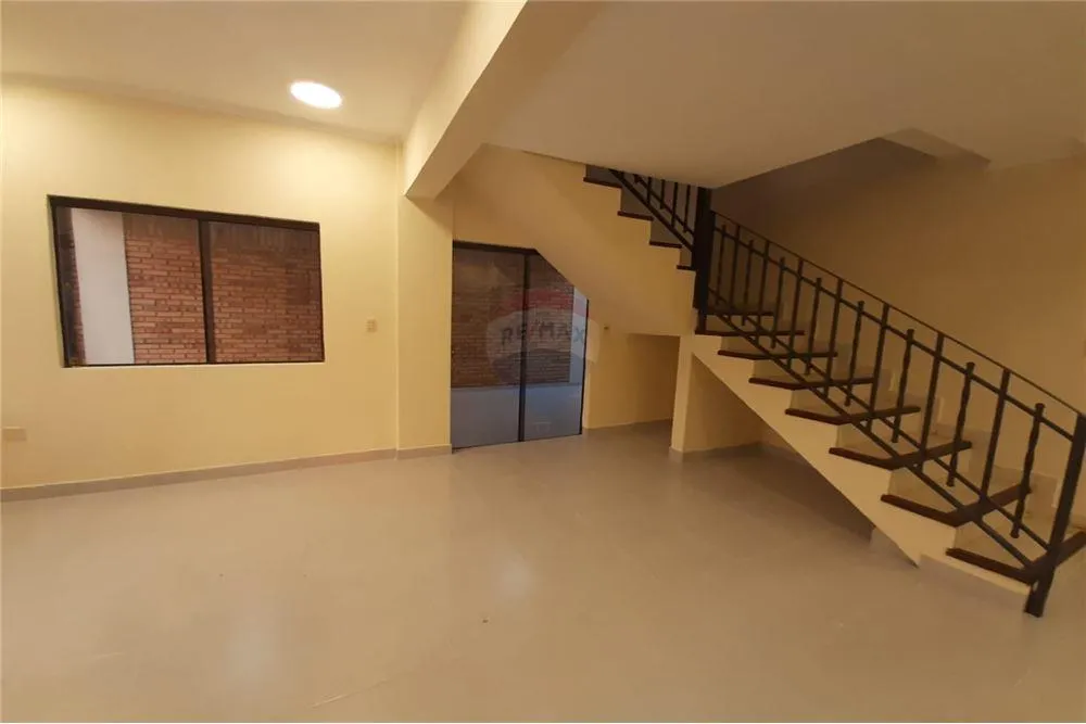 Vendo Imponente Propiedad — foto 2