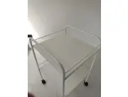 MESITA DE APOYO PARA ESTETICA