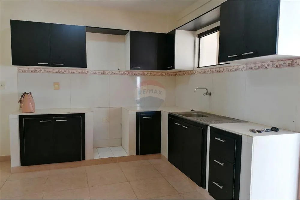 Vendo hermosa casa en Luque — foto 3
