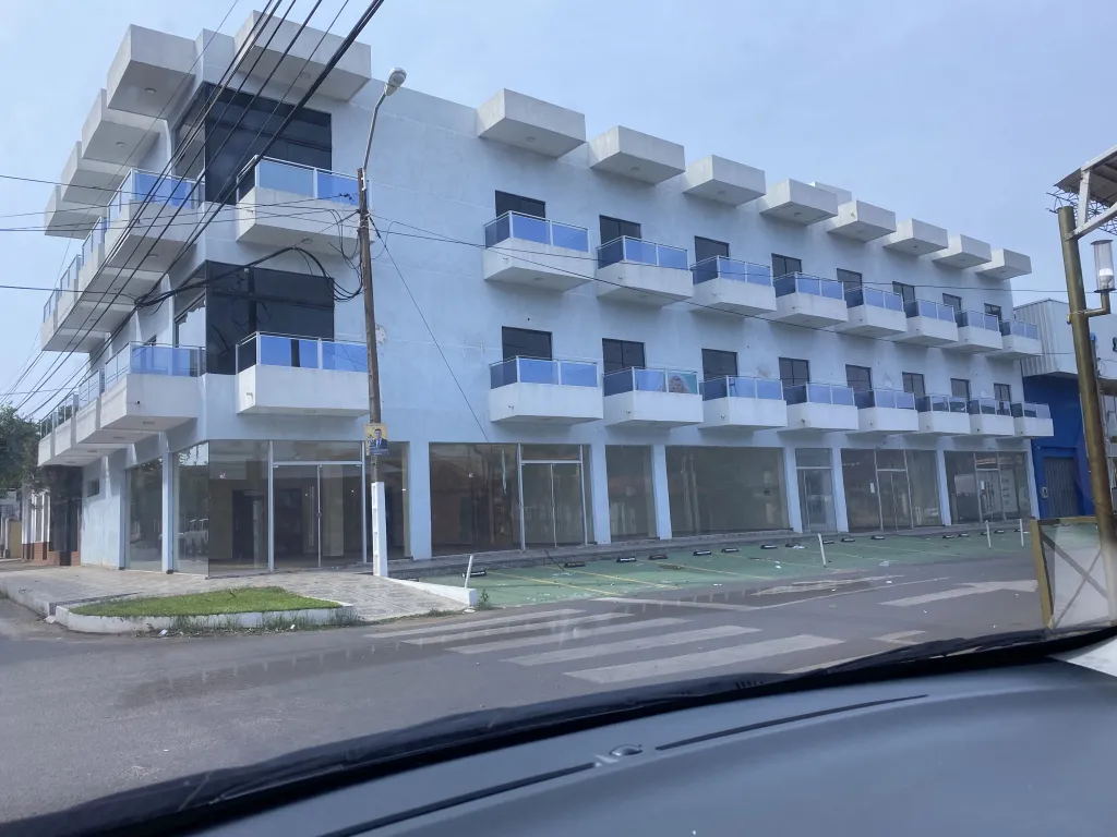 Alquilo edificio completo (un locatario) Villarrica Guaira — foto 2