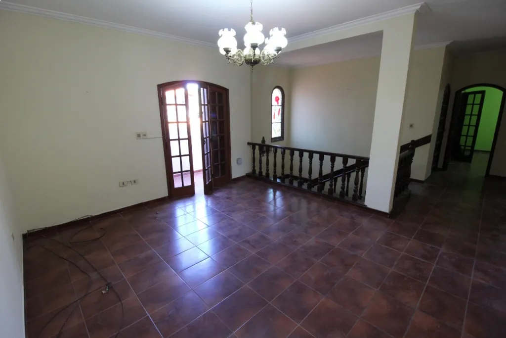 VENDO EN BARRIO YKUA SATI IMPORTANTE CASA A METROS DE AVDA SAN MARTIN — foto 2