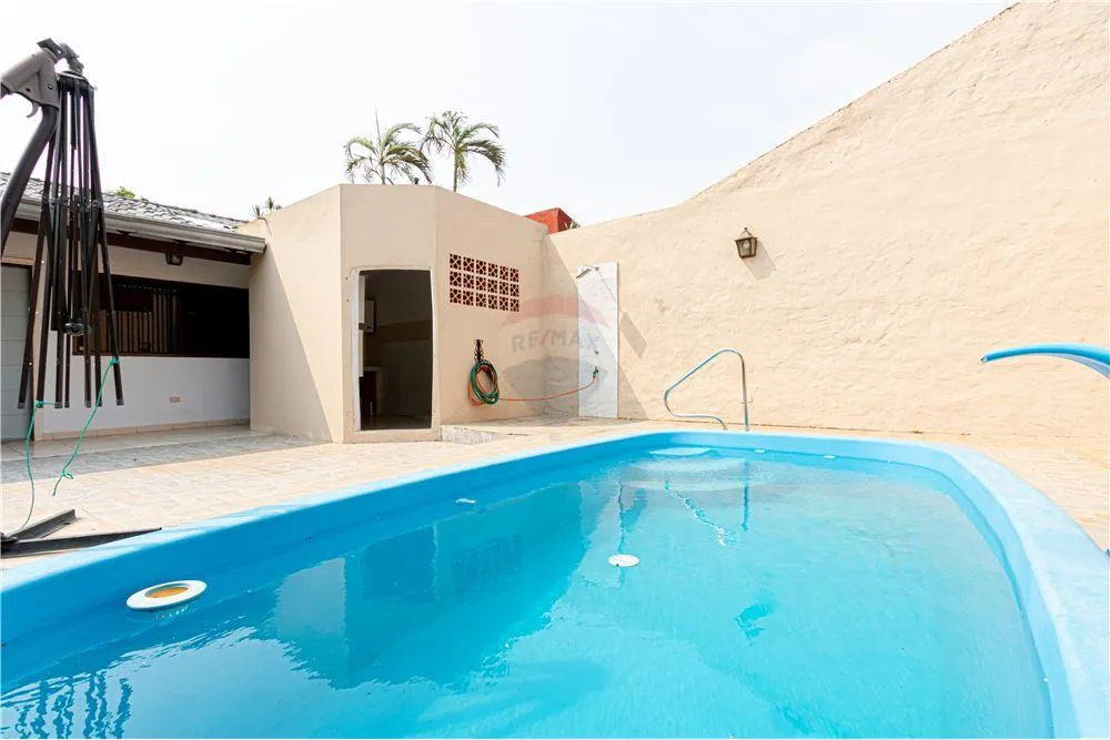 LINDA CASA CON PISCINA — foto 3