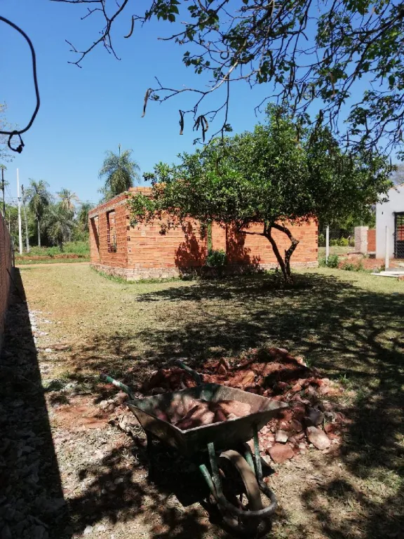 Terreno con casa a terminar en capiata ruta2 — foto 3