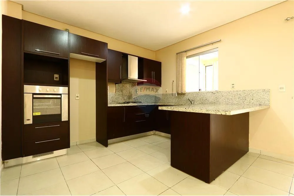 VENDO DUPLEX HACIA LA AVDA. RODRIGUEZ DE FRANCIA — foto 3