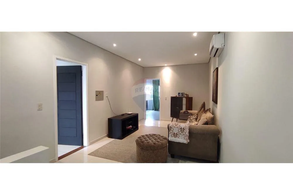 DUPLEX CON PISCINA EN LAMBARÉ — foto 2