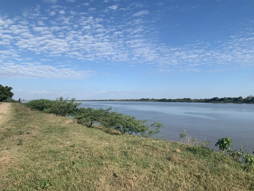 70 Hectareas sobre el Río Paraguay con financiacion — foto 3