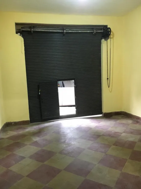 ALQUILO SALON COMERCIAL SOBRE IND. NACIONAL C RODRIGUEZ DE FRANCIA — foto 3