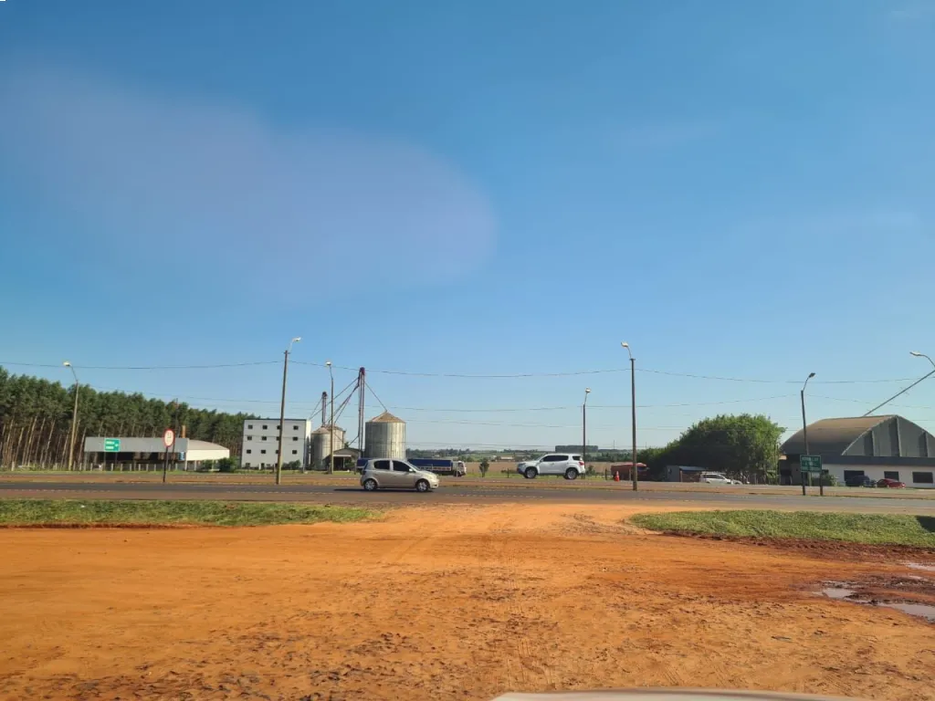 LOCAL PARA SUCURSAL COMERCIAL — foto 2