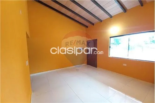 HERMOSA CASA - CIUDAD DE ÑEMBY - Bº RINCON — foto 2