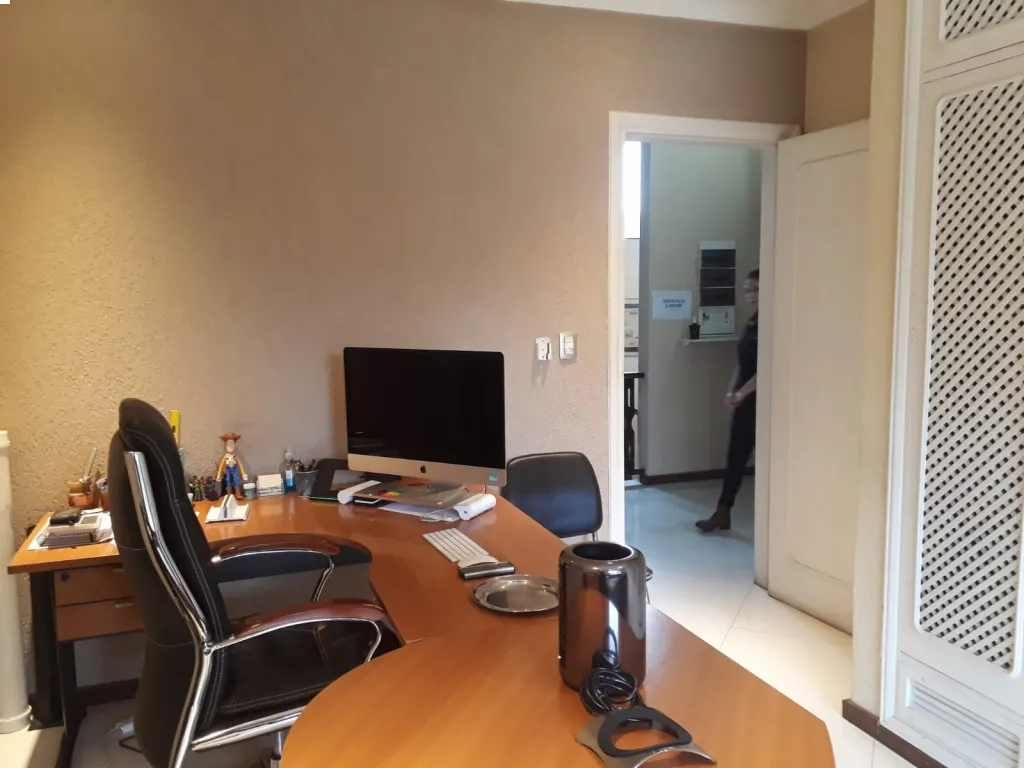 HERMOSA CASA OFICINA CON RENTA EN ZONA SEMINARIO — foto 2