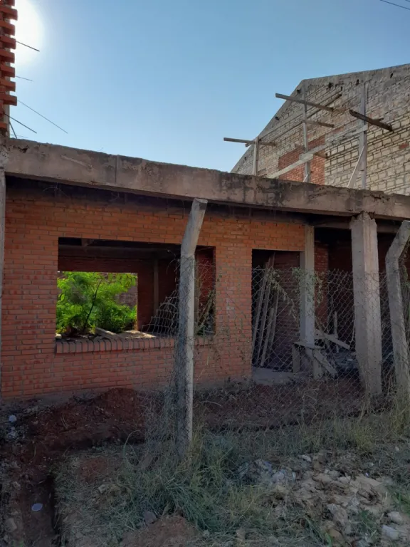 Vendo Terreno a pasos de la Universidad Catolica de Asuncion — foto 2