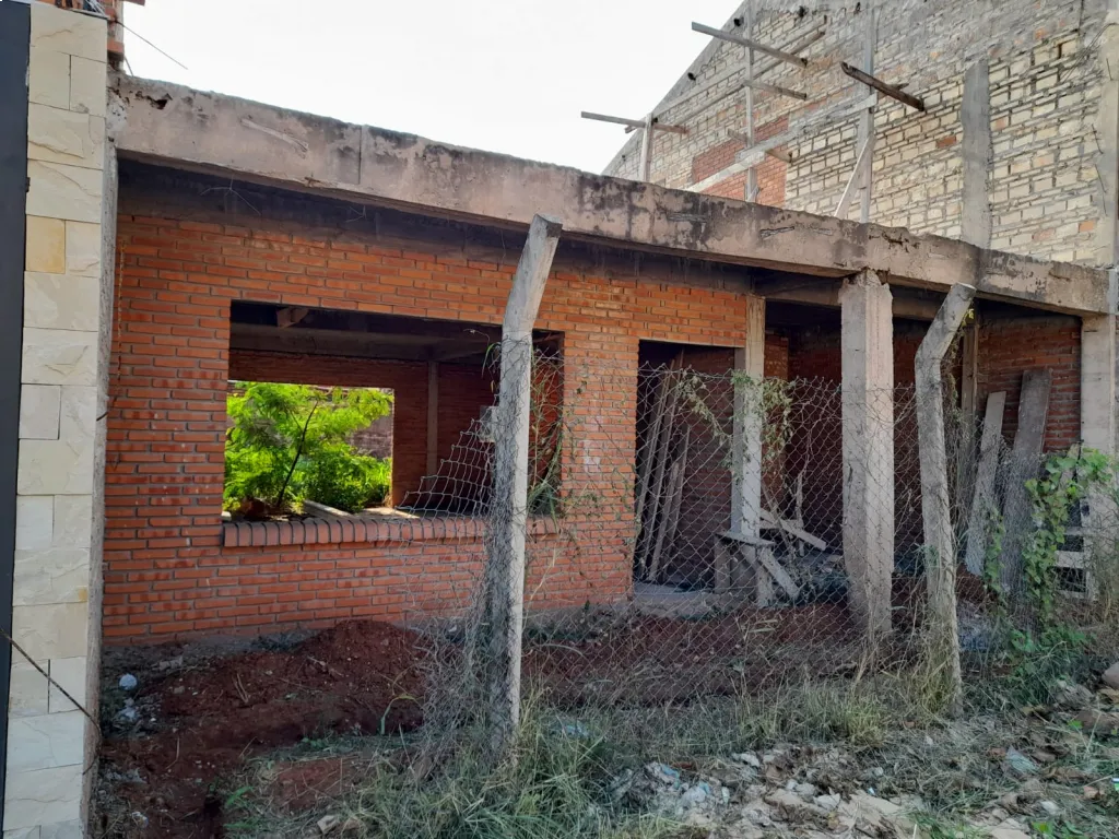 Vendo Terreno a pasos de la Universidad Catolica de Asuncion — foto 3