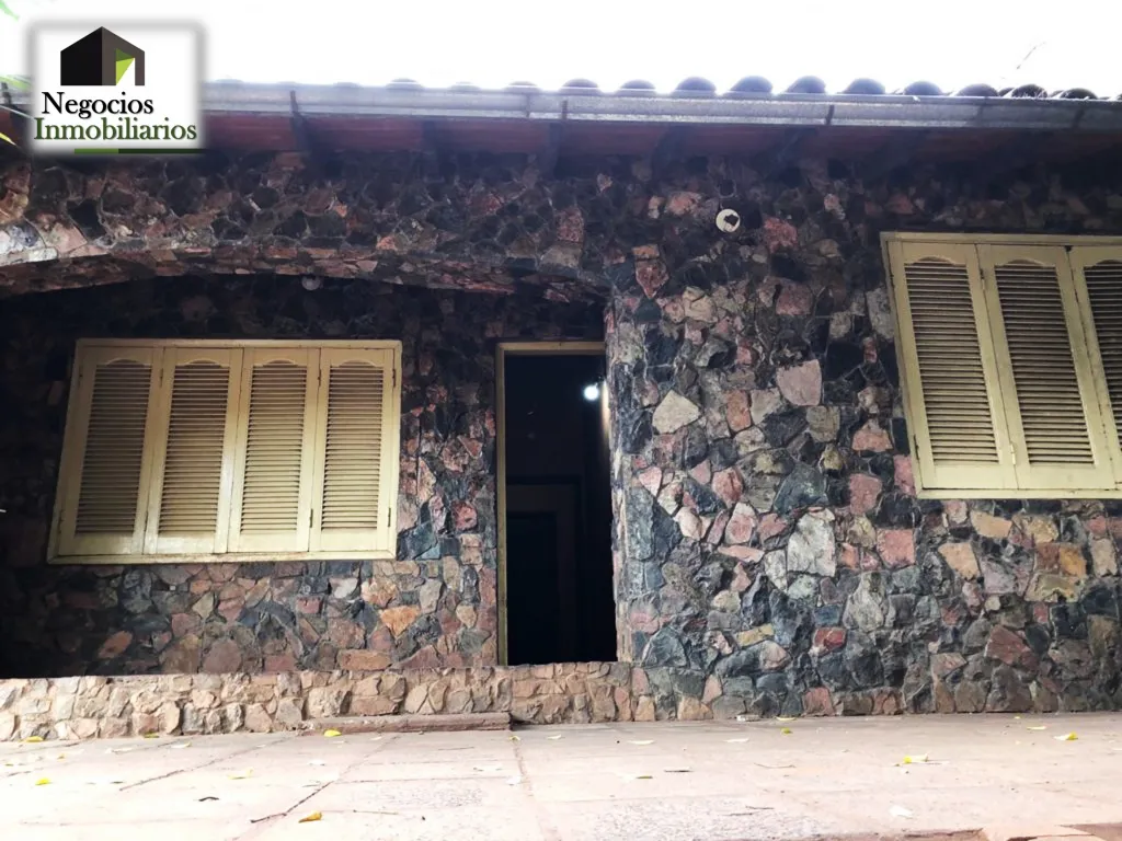 VENDO CASA ZONA PALACIO DE JUSTICIA EN SAN LORENZO — foto 2