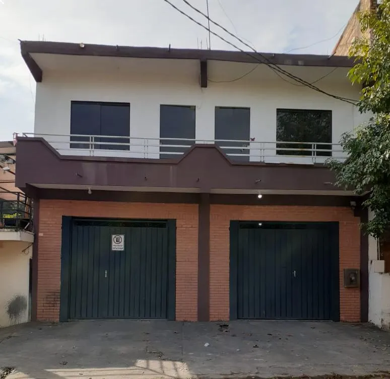 VENDO ESPECTACULAR PROPIEDAD A DOS CUADRAS DE LA MUNI LAMBARE — foto 2