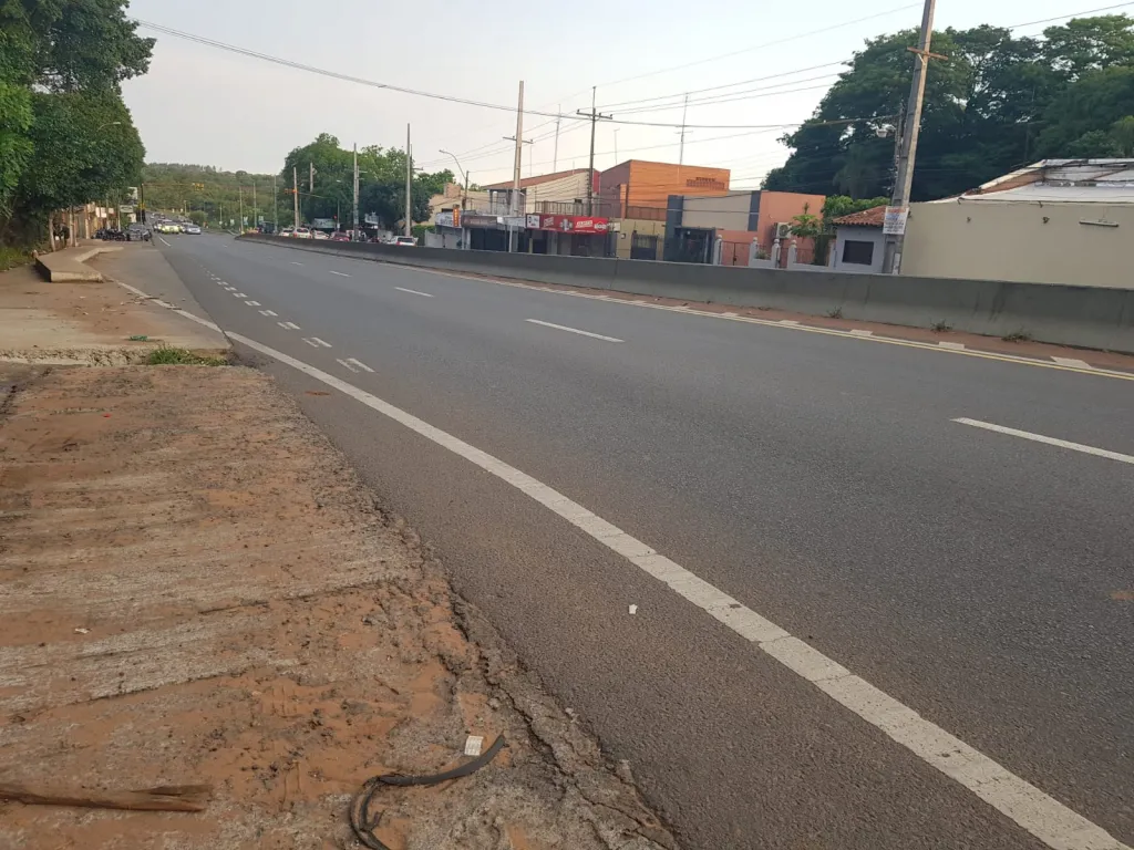 VENDO PROPIEDAD COMERCIAL EN CAPIATA RUTA 2 — foto 3