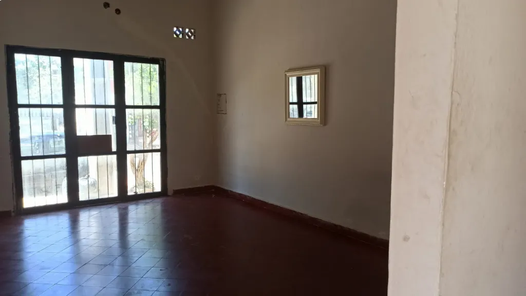 ¡¡Vendo casa con Tinglado y salon comercial!! Barrio San Vicente — foto 2