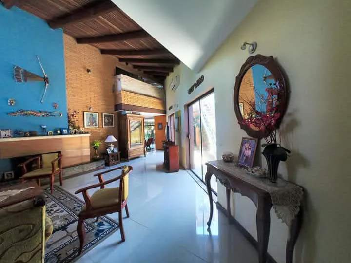 REMATAMOS HERMOSA CASA EN LAMBARÉ — foto 2