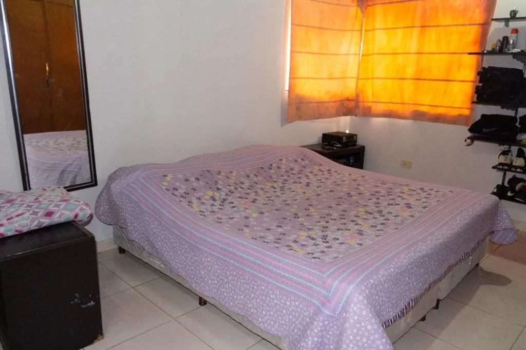 VENDO CASA ZONA PASEO LA GALERIA — foto 2