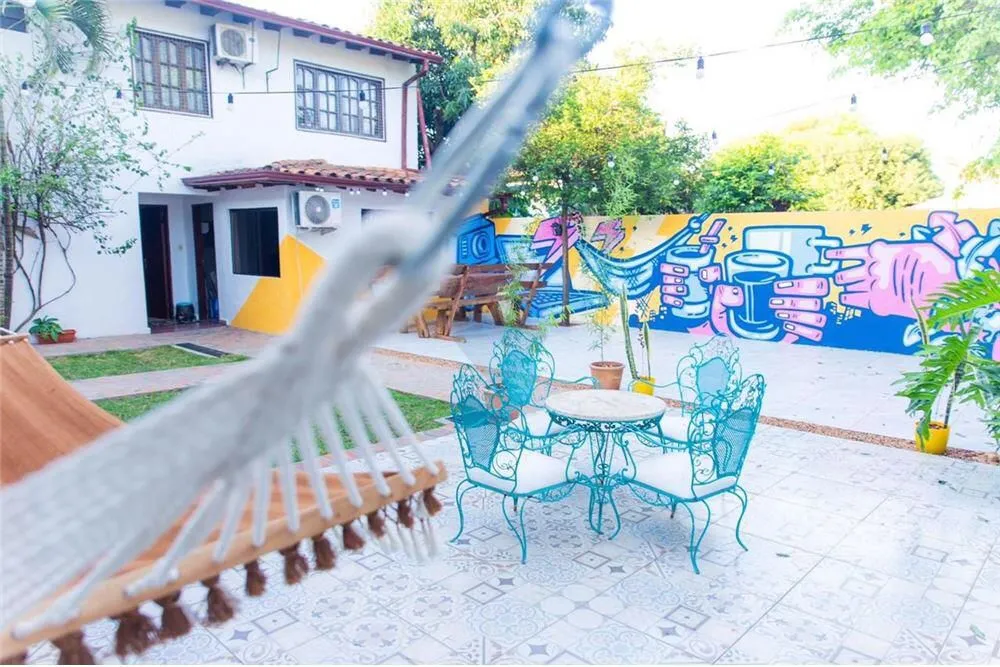 En venta hermosa residencia en Villa Aurelia detrás de la Municipalidad de Asunción — foto 2